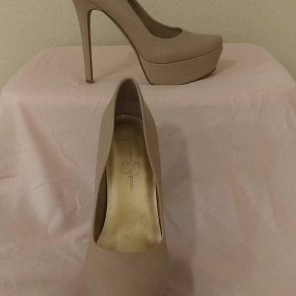 Jessica Simpson Heels Sz 8 - Picture 3 of 4